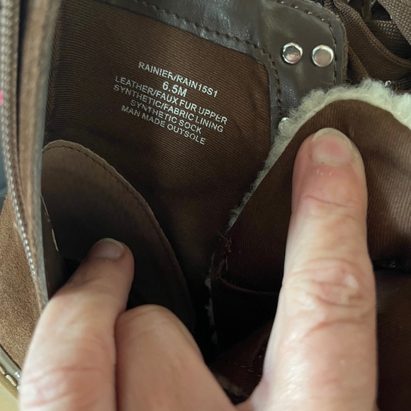 Boots - Picture 3 of 6